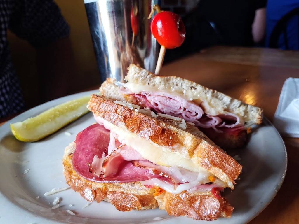 Hammontrees Grilled Cheese | meal takeaway | 326 N West Ave #8, Fayetteville, AR 72701, USA | 4795211669 OR +1 479-521-1669