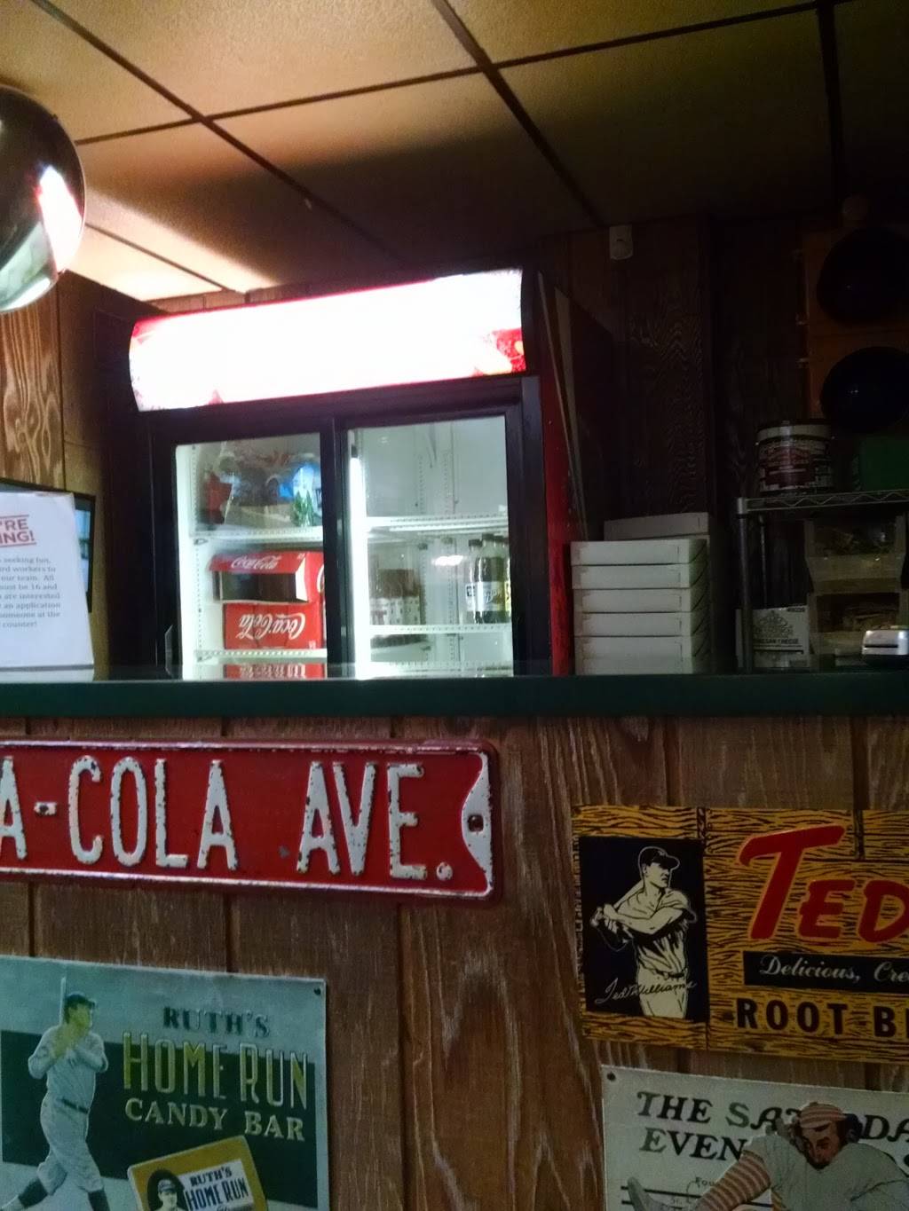 Capuanos Pizza House | restaurant | 24 S Twp Rd, Pataskala, OH 43062, USA | 7409277681 OR +1 740-927-7681