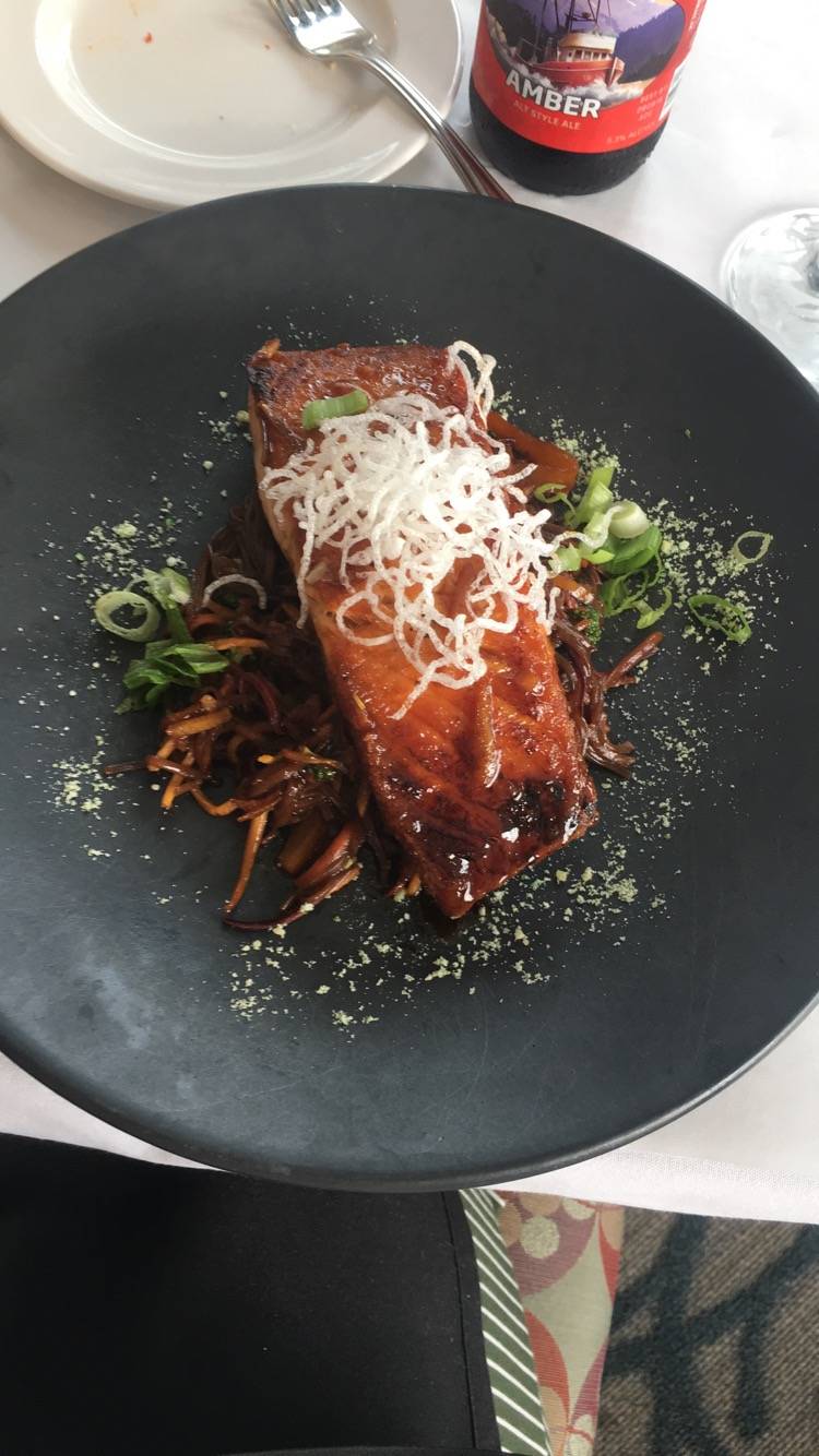 Proost | restaurant | 4600 Macatawa Legends Blvd #1, Holland, MI 49424, USA | 6162122600 OR +1 616-212-2600