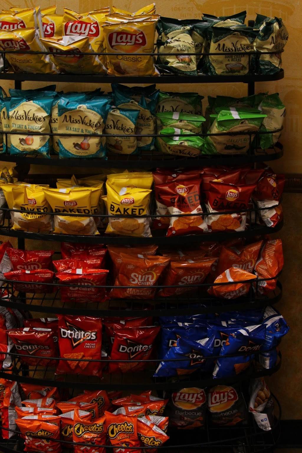 Subway Restaurants | restaurant | Crossroads W Shop Center, 2101 W Broadway Ste 102, Columbia, MO 65203, USA | 5734458456 OR +1 573-445-8456