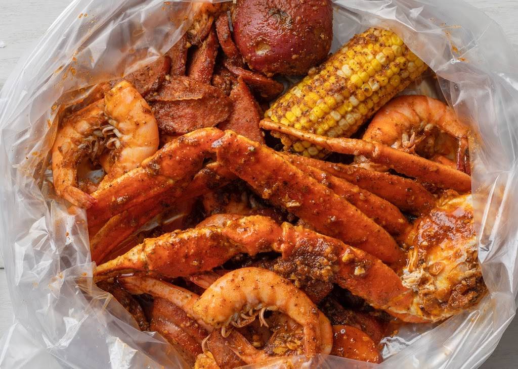 Two Claws | restaurant | 1255 Quintilio Dr, Bear, DE 19701, USA | 3023659065 OR +1 302-365-9065