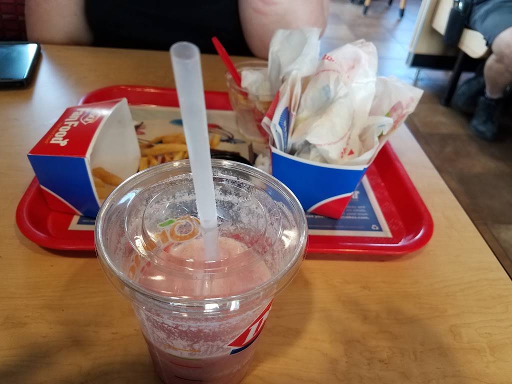 Dairy Queen Grill & Chill | restaurant | 555 Lake St S, Forest Lake, MN 55025, USA | 6514646608 OR +1 651-464-6608