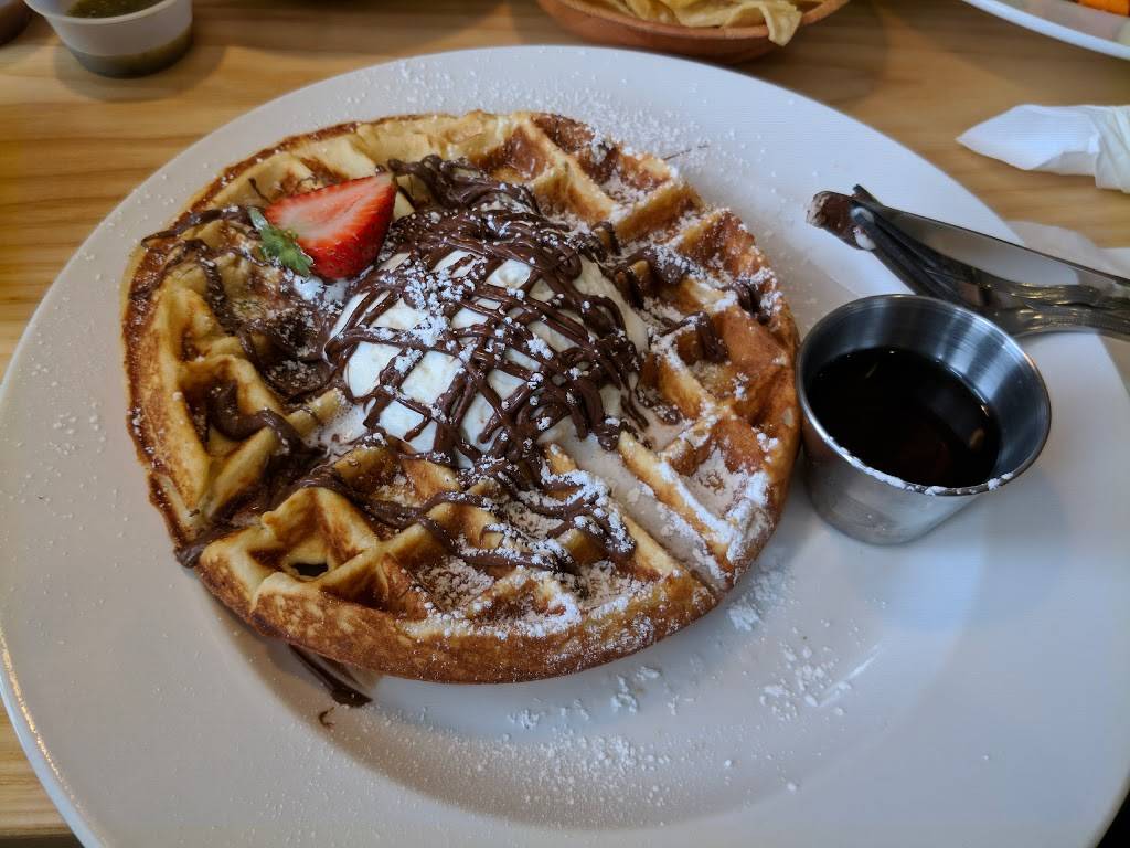 Denicas Real Food Kitchen | bakery | 2259 Las Positas Rd, Livermore, CA 94551, USA | 9254479500 OR +1 925-447-9500