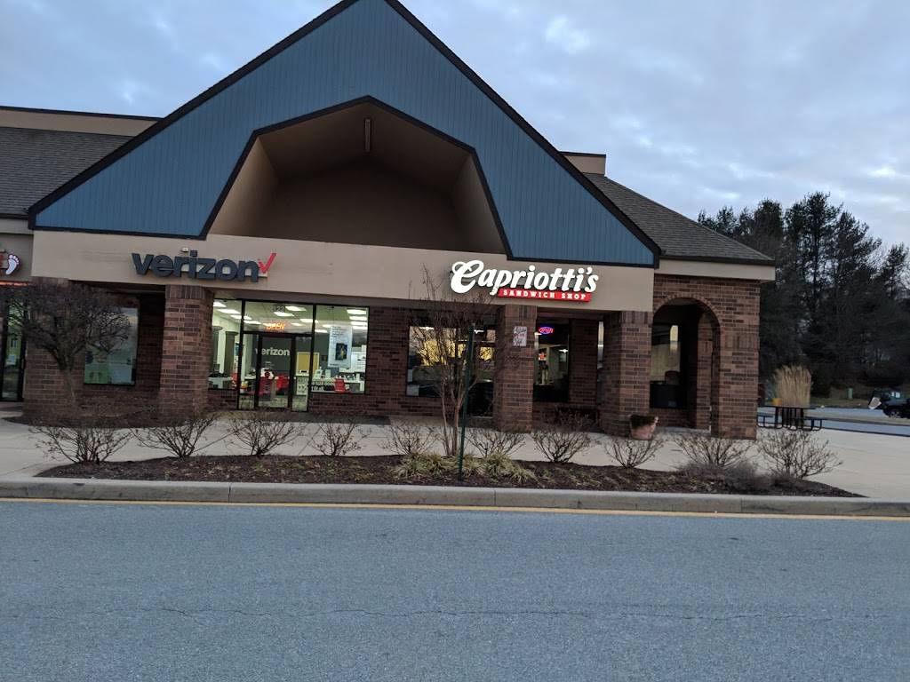 Capriottis Sandwich Shop | restaurant | 120 Lantana Dr, Hockessin, DE 19707, USA | 3022575222 OR +1 302-257-5222