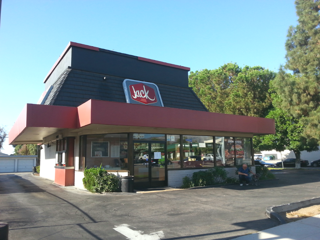 Jack in the Box | restaurant | 17744 Chatsworth St, Granada Hills, CA 91344, USA | 8183639013 OR +1 818-363-9013