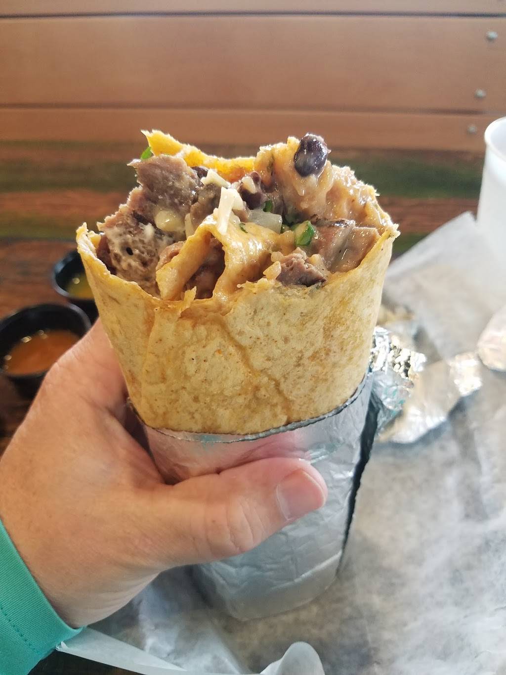 Freebirds World Burrito | restaurant | 3800 Hillsboro Pike, Nashville, TN 37215, USA | 6156470801 OR +1 615-647-0801