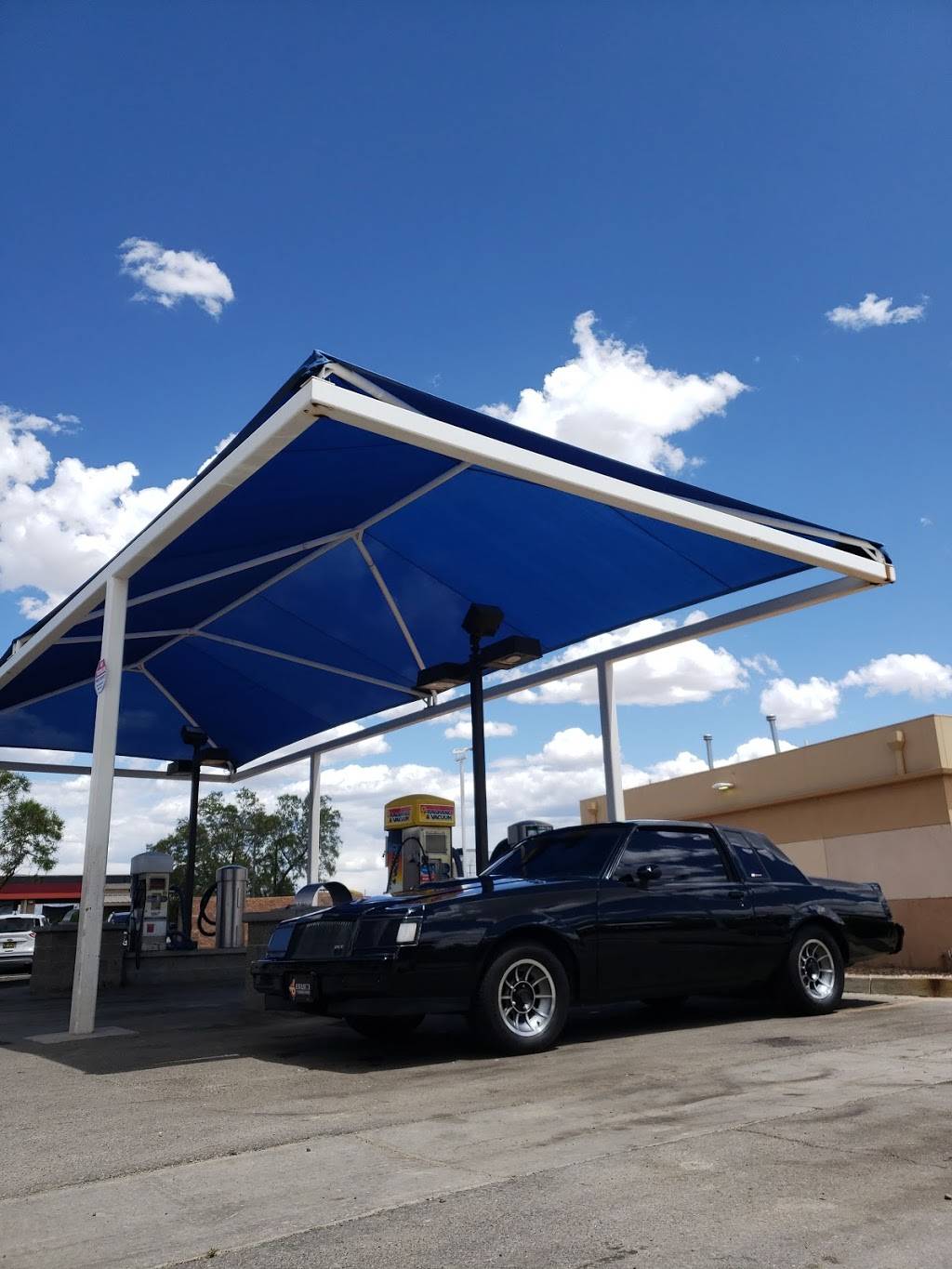 Sonic Drive-In | restaurant | 5315 Quail Rd NW, Albuquerque, NM 87120, USA | 5058398666 OR +1 505-839-8666