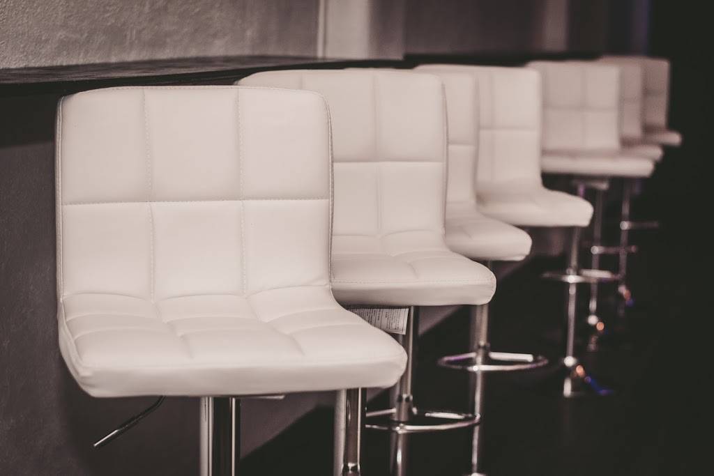 Seventh Lounge | night club | 1695 Richland Ave E, Aiken, SC 29801, USA | 8032260076 OR +1 803-226-0076