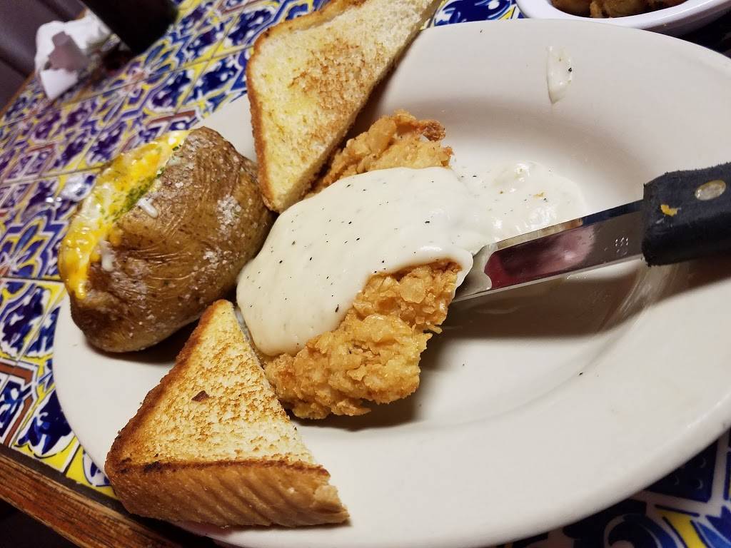 Red Dome Smokehouse | restaurant | 619 S Main St, Quitman, TX 75783, USA | 9037638204 OR +1 903-763-8204