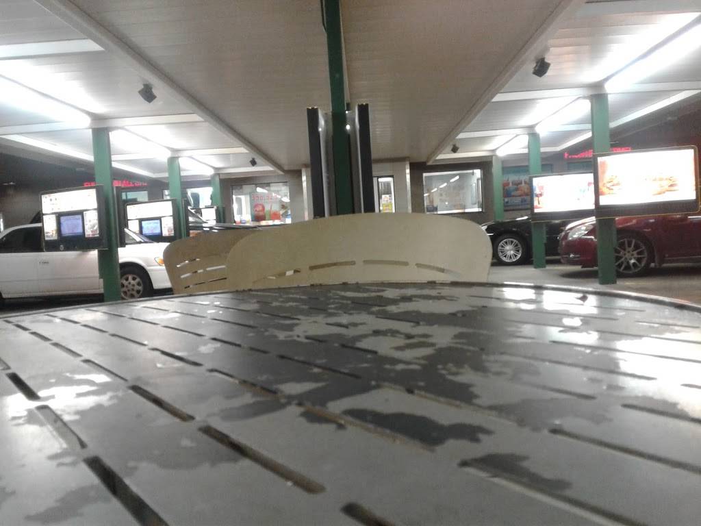 Sonic Drive-In | restaurant | 3401 S Sheridan Rd, Tulsa, OK 74145, USA | 9186652217 OR +1 918-665-2217