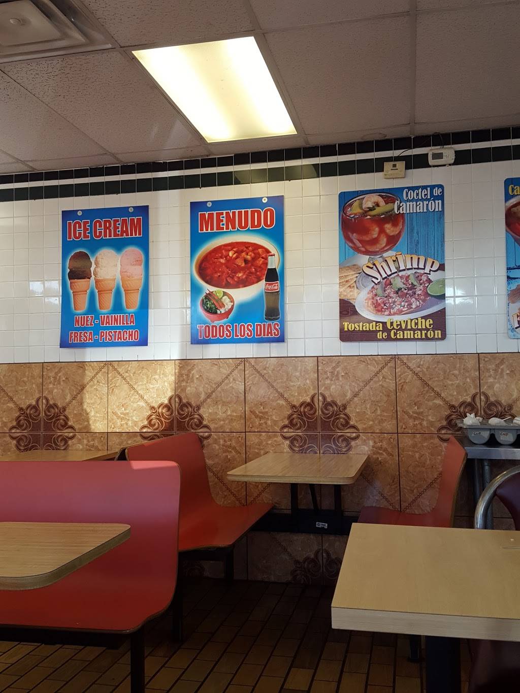 Salsitas | restaurant | 1501 N 43rd Ave #1, Phoenix, AZ 85009, USA | 6022783615 OR +1 602-278-3615