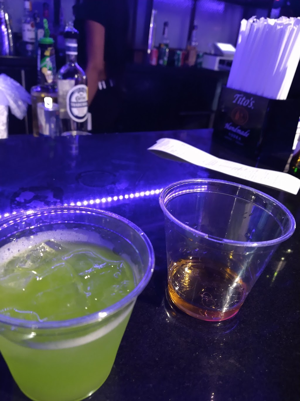 Electric Tequila Bar & Grill | restaurant | 1720 Battleground Ave, Greensboro, NC 27408, USA | 3366462205 OR +1 336-646-2205