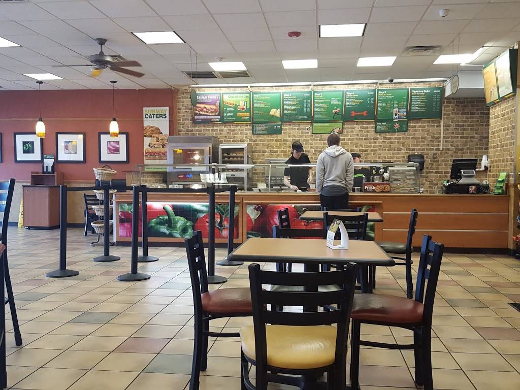 Subway Restaurants | restaurant | Mission Trace II, 3355 S Wadsworth Blvd Ste G105, Lakewood, CO 80227, USA | 3039895582 OR +1 303-989-5582