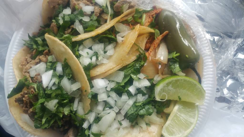 Taqueria Jalapenos | restaurant | 50th St S, Wellington, FL 33449, USA | 5612817950 OR +1 561-281-7950