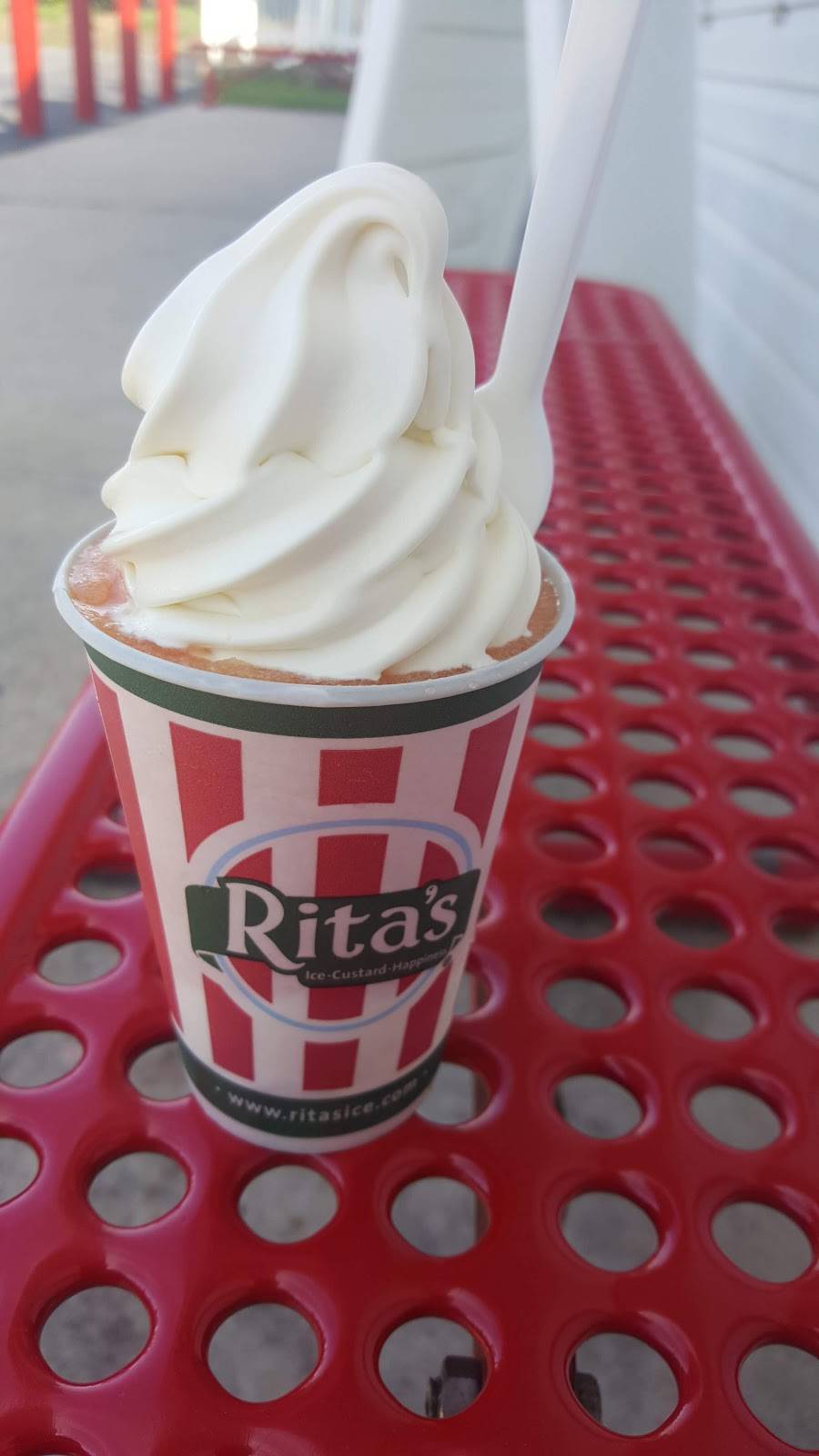 Rita’s Italian Ice & Frozen Custard | restaurant | 21 Juliustown Rd, Browns Mills, NJ 08015, USA | 6098933000 OR +1 609-893-3000