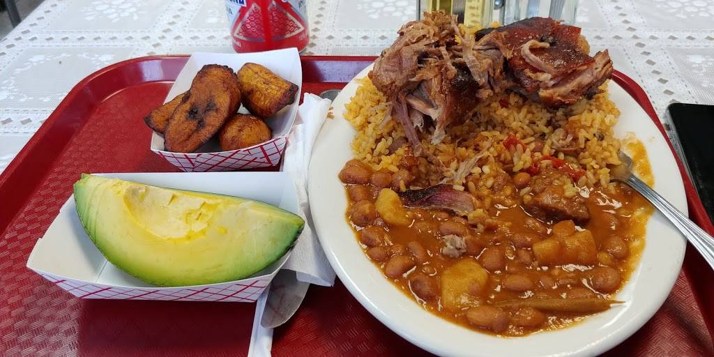 La Borinqueña Restaurant | restaurant | 466 S Main St, Waterbury, CT 06706, USA | 2037568845 OR +1 203-756-8845