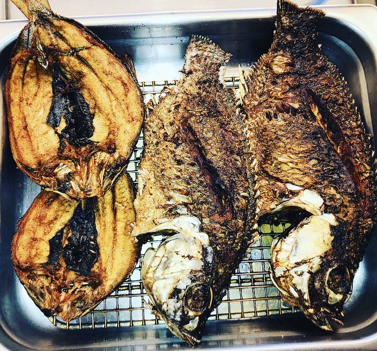 Carolinas Cuisina | restaurant | 323 Burnhamthorpe Rd, Etobicoke, ON M9B 2A2, Canada | 4162394800 OR +1 416-239-4800