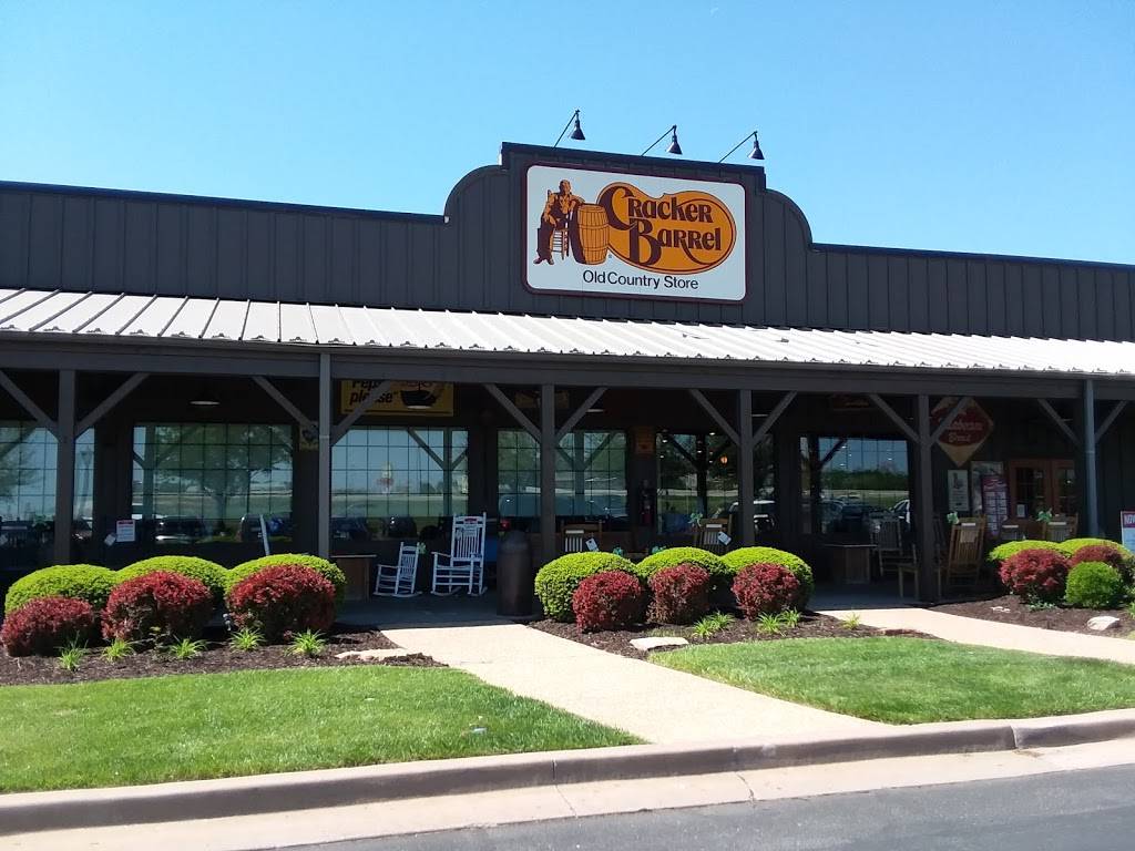 Cracker Barrel Old Country Store | restaurant | 4010 Richard Joseph Blvd, Joplin, MO 64804, USA | 4177829696 OR +1 417-782-9696