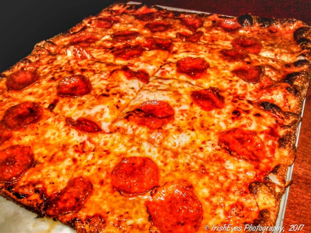 Cafe De Paris | restaurant | 1203, 97, Willard St, Quincy, MA 02169, USA | 6174729311 OR +1 617-472-9311