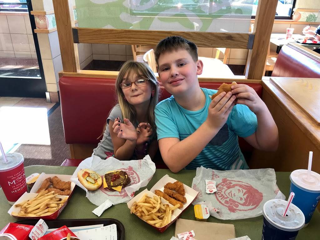 Wendys | restaurant | 8659 Hiram Acworth Hwy, Dallas, GA 30157, USA | 7705298850 OR +1 770-529-8850