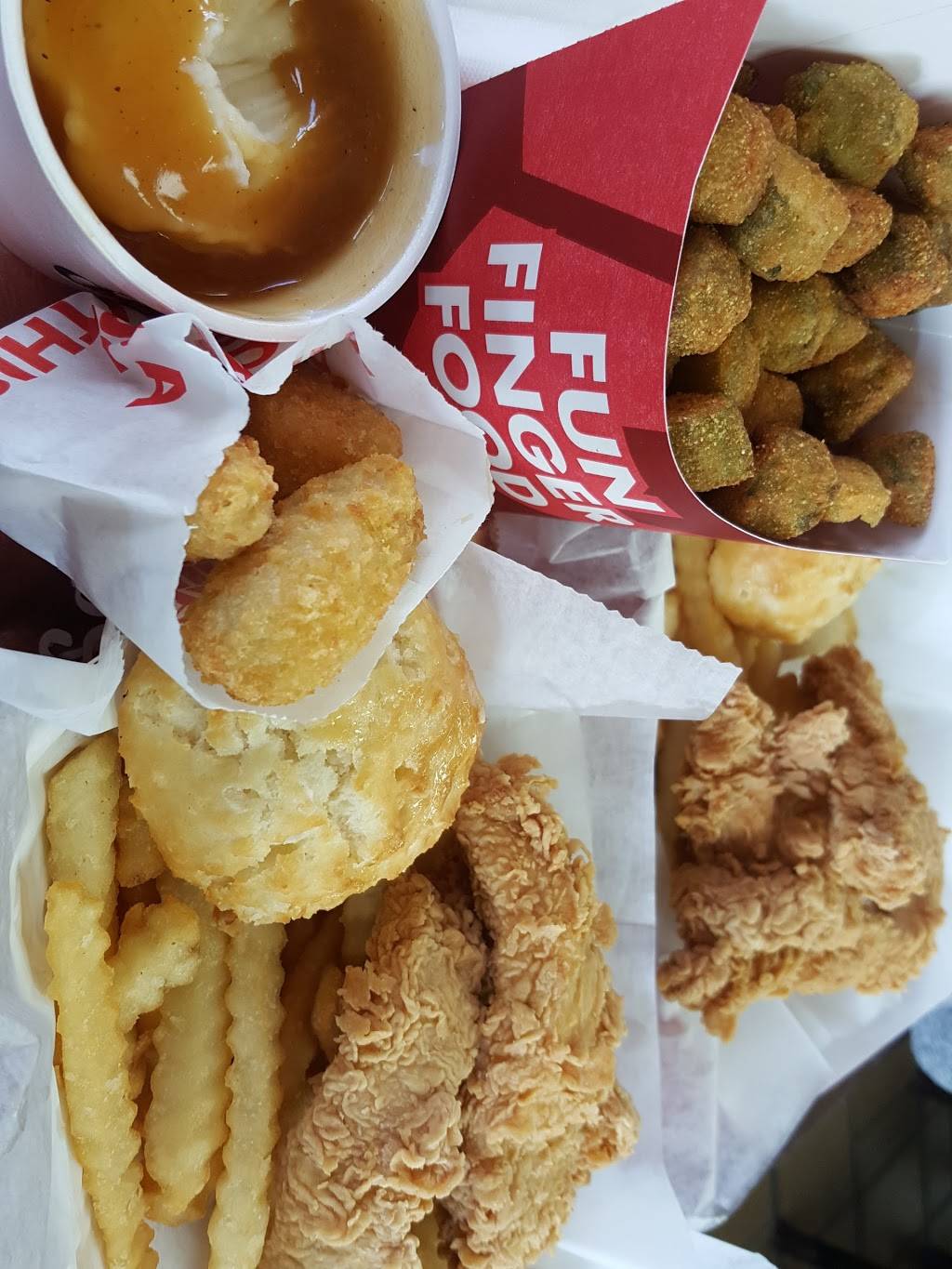 Churchs Chicken | restaurant | 12512 US-90, Houston, TX 77049, USA | 2814585341 OR +1 281-458-5341