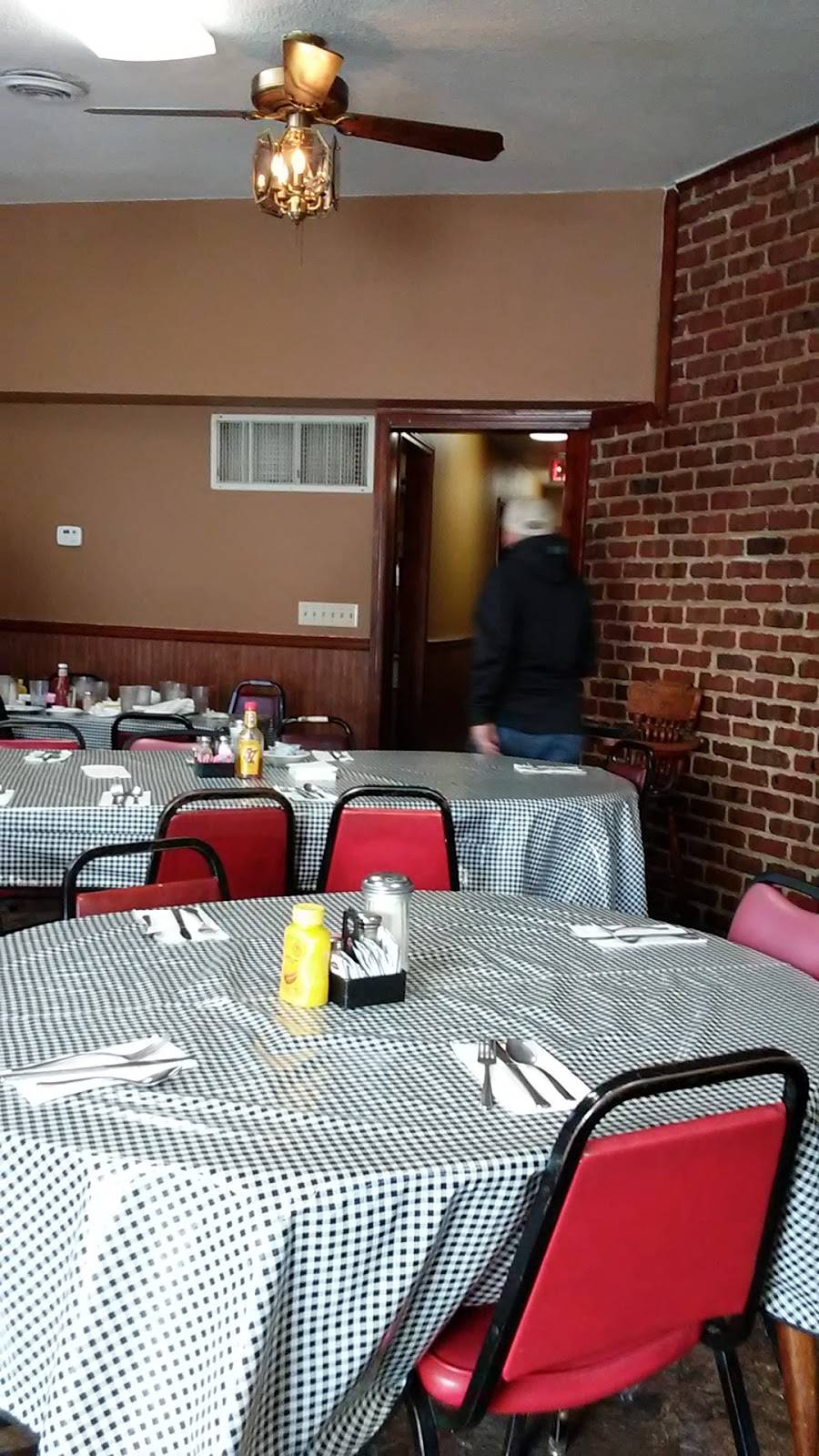 Mill-Inn Restaurant | restaurant | 415 St Louis Ave, Excelsior Springs, MO 64024, USA | 8166378008 OR +1 816-637-8008