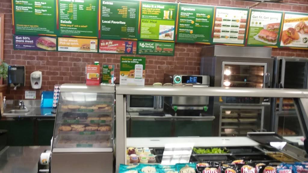 Subway | restaurant | 2578 London Groveport Rd, Grove City, OH 43123, USA | 6148758882 OR +1 614-875-8882