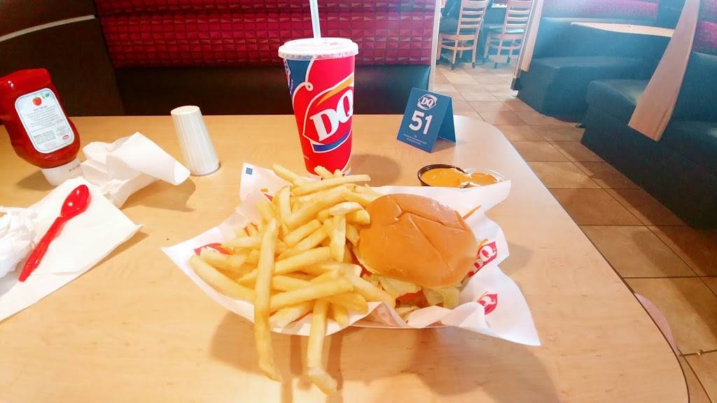 Dairy Queen Grill & Chill | restaurant | 8307 State Rd 64 E, Bradenton, FL 34212, USA | 9417081792 OR +1 941-708-1792