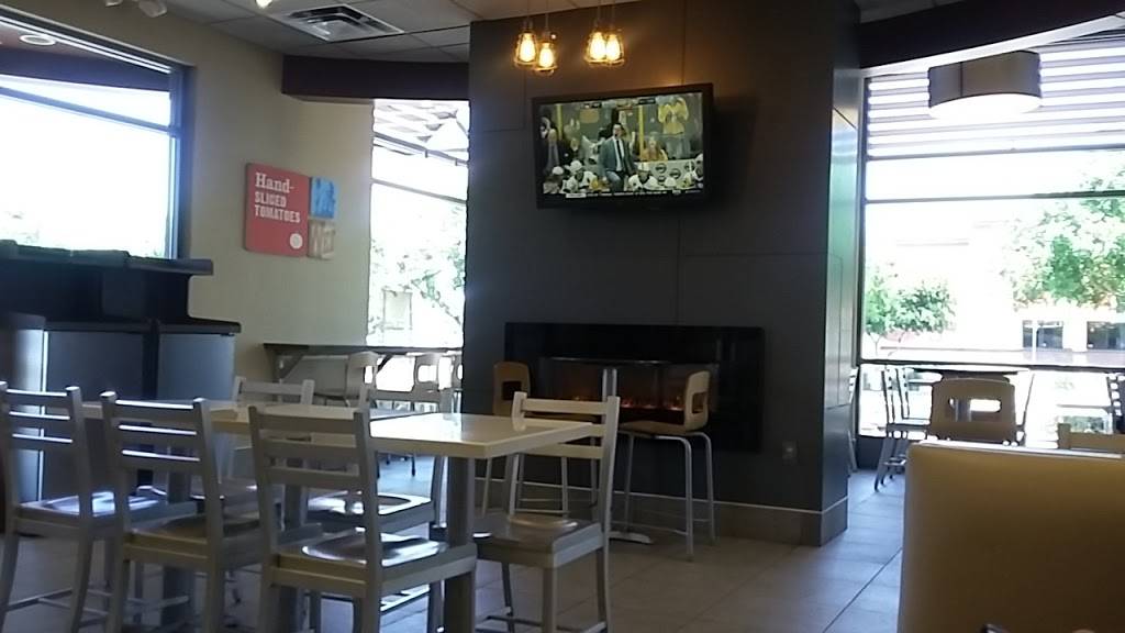 Wendys | restaurant | 2550 N 75th Ave, Phoenix, AZ 85035, USA | 6238732480 OR +1 623-873-2480