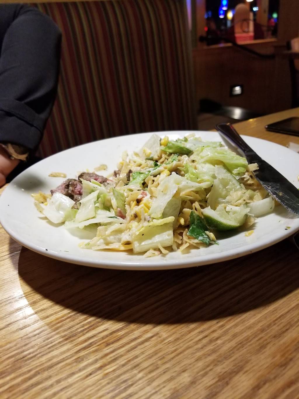 Applebees Grill + Bar | restaurant | 2442 W Kettleman Ln, Lodi, CA 95242, USA | 2093696657 OR +1 209-369-6657