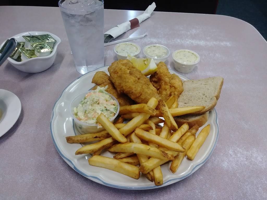 Zephyr Cafe | restaurant | N6919 WI-89, Lake Mills, WI 53551, USA | 9206482842 OR +1 920-648-2842