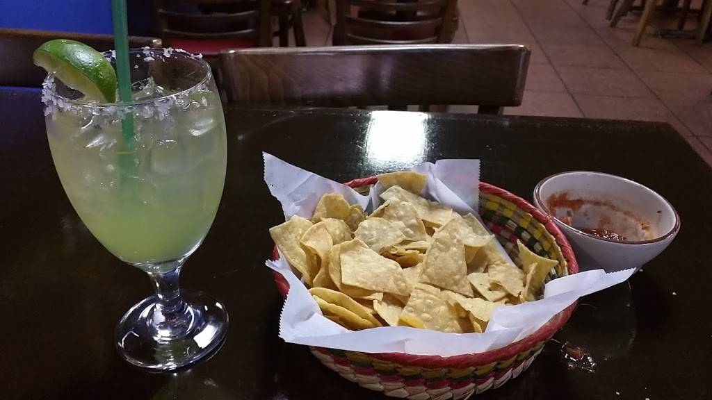 Tia Juana | restaurant | 901 E Duane Ave, Sunnyvale, CA 94085, USA | 4087308578 OR +1 408-730-8578