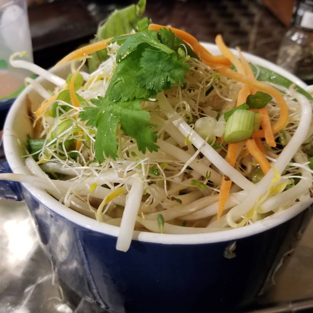 Noodles and Pearls | restaurant | 26 Pleasant St, Concord, NH 03301, USA | 6032241000 OR +1 603-224-1000