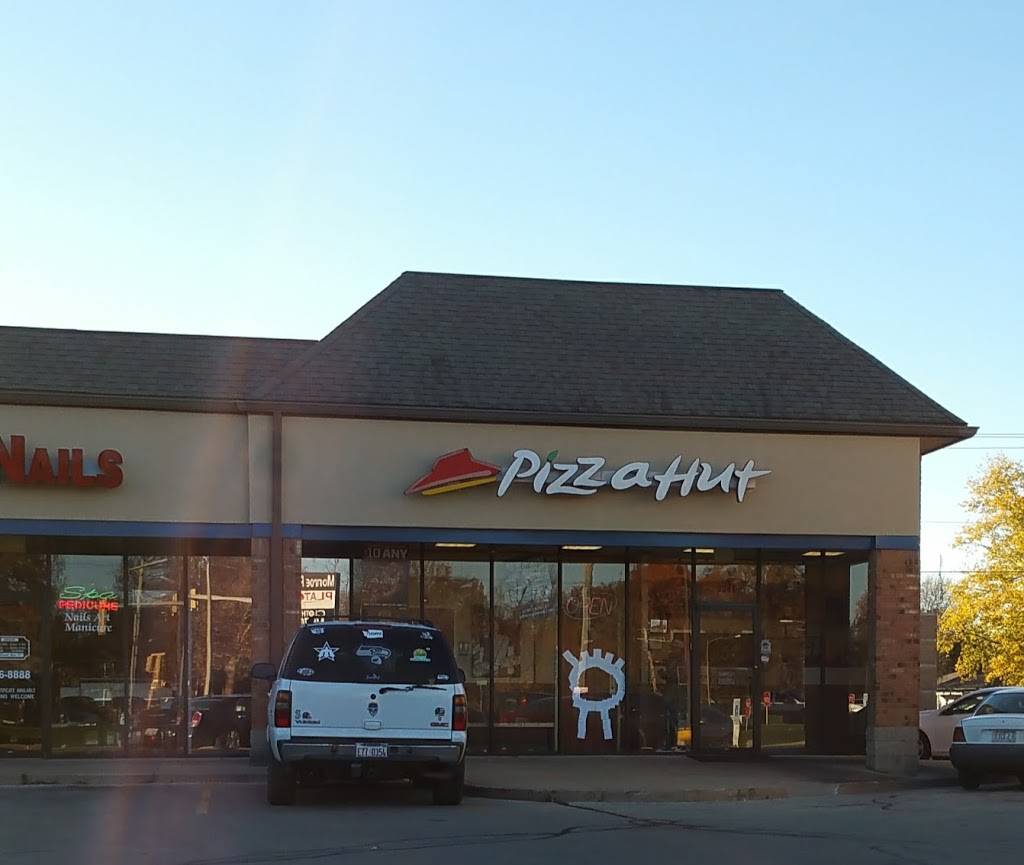 Pizza Hut | meal takeaway | 2341 W Monroe St, Springfield, IL 62704, USA | 2177875000 OR +1 217-787-5000