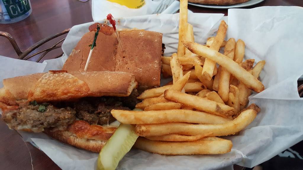 Mulligans Brick Oven Grill & Pub | restaurant | 205 E 18th St, Cedar Falls, IA 50613, USA | 3192773671 OR +1 319-277-3671