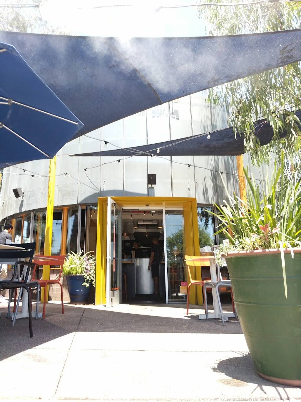 Ingos Tasty Food | restaurant | 4502 N 40th St, Phoenix, AZ 85018, USA | 6027952884 OR +1 602-795-2884