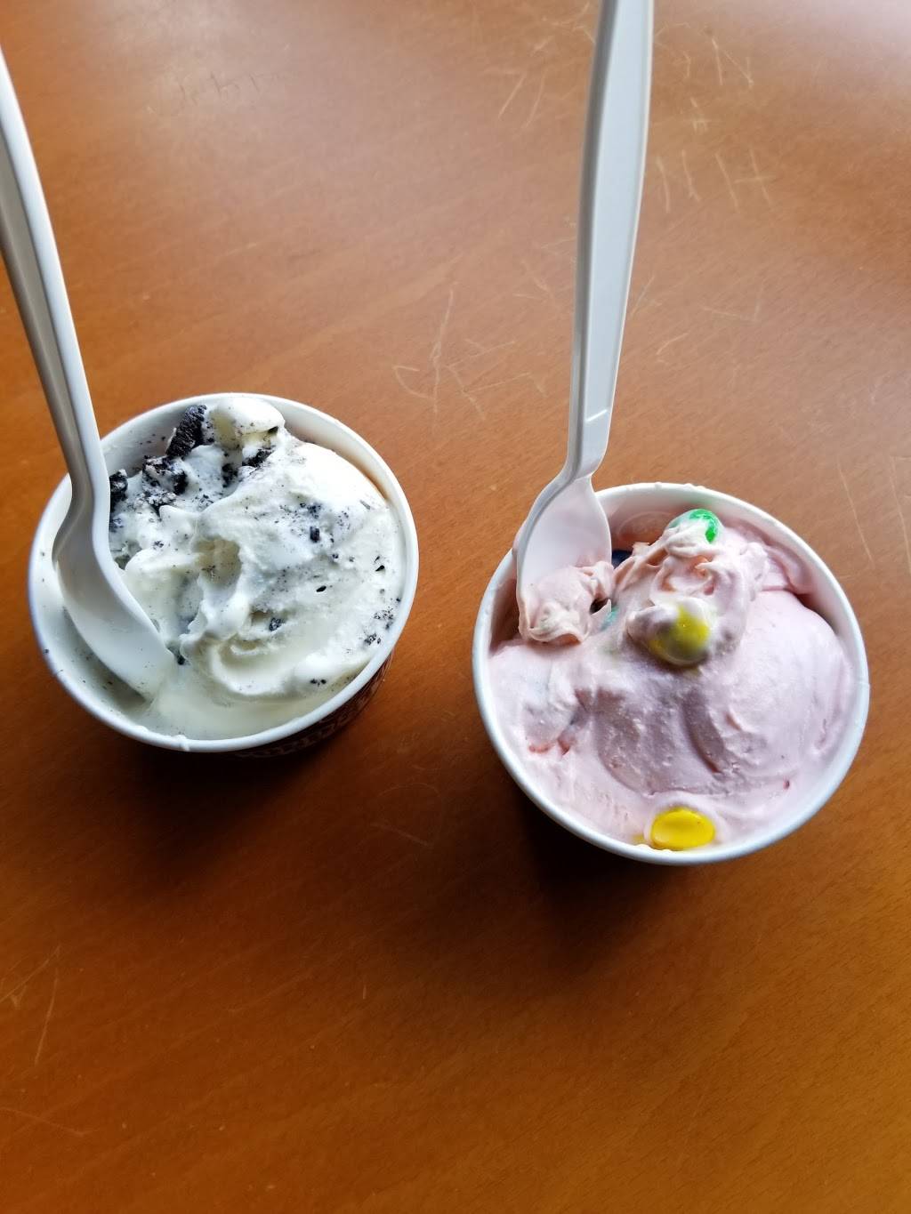 Cold Stone Creamery | bakery | 2530 Aramingo Ave, Philadelphia, PA 19125, USA | 2157394168 OR +1 215-739-4168