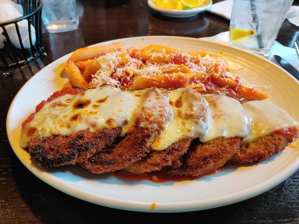 Carrabbas Italian Grill | restaurant | The Oaks Shopping Mall, 544 N Thompson Ln Ste E, Murfreesboro, TN 37129, USA | 6158906693 OR +1 615-890-6693