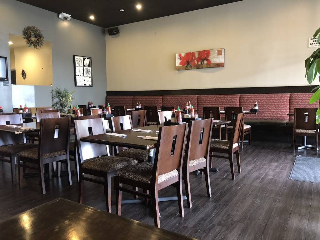 Pho Olivia | restaurant | 2466 E Chapman Ave, Fullerton, CA 92831, USA | 7145255888 OR +1 714-525-5888