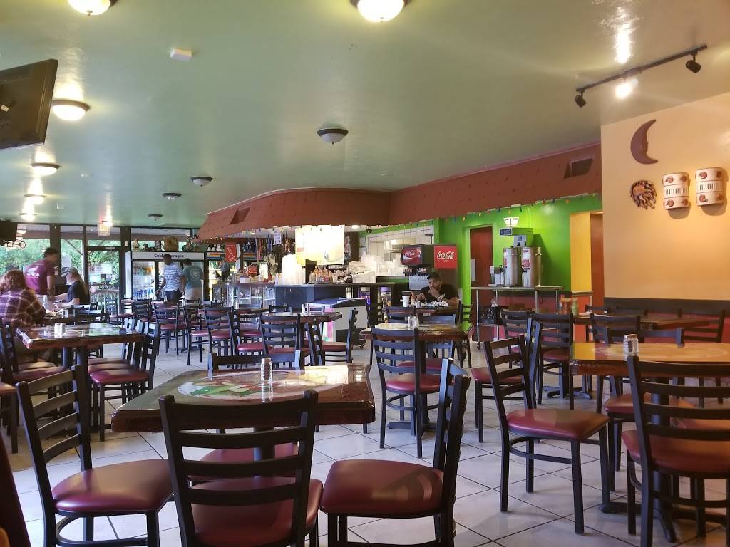 La Tienda | restaurant | 2204 SW 13th St, Gainesville, FL 32608, USA | 3523670022 OR +1 352-367-0022