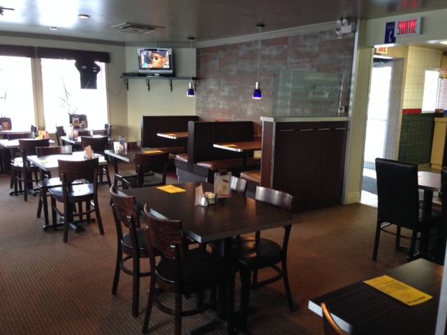 Stratos Pizzeria | restaurant | 1914 Rue Notre Dame, LAncienne-Lorette, QC G2E 4T2, Canada | 4188712222 OR +1 418-871-2222