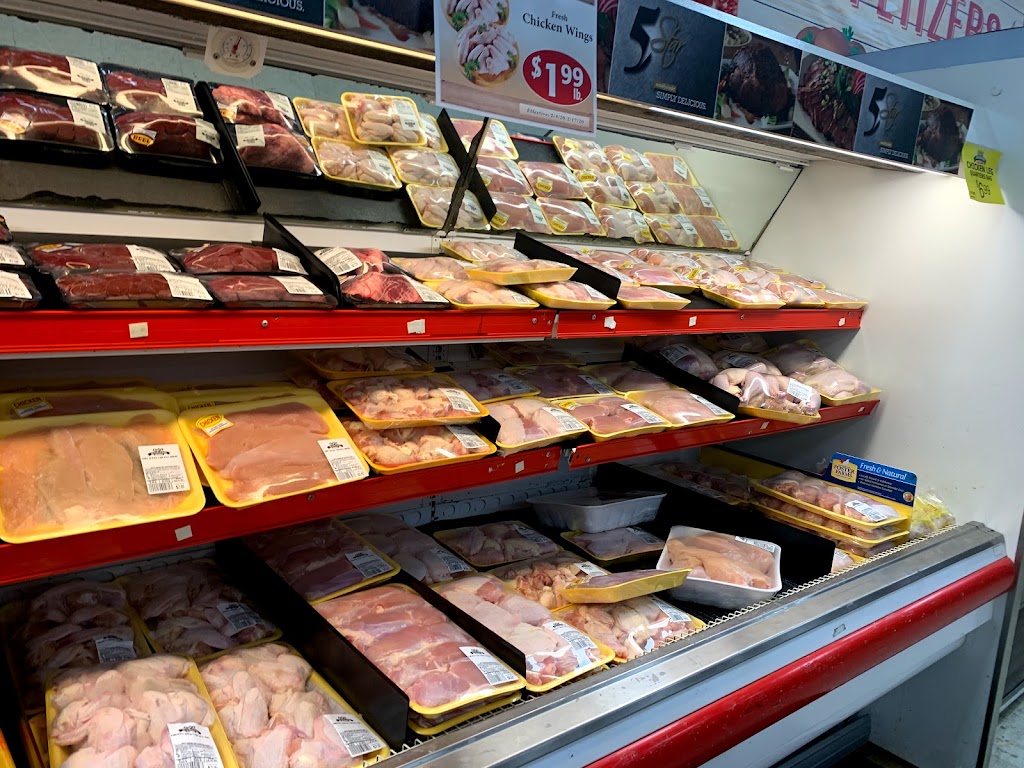 Lulus International Market | bakery | 678 Jamacha Road, El Cajon, CA 92019, USA | 6193289607 OR +1 619-328-9607