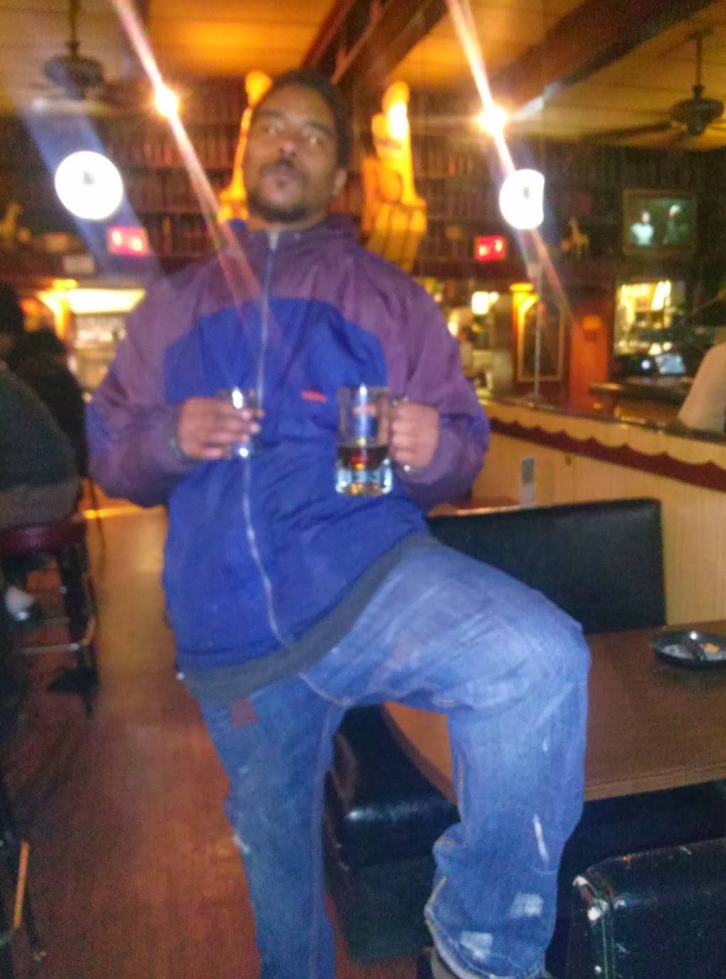 Crown Fried Chicken | restaurant | 849 E Allegheny Ave, Philadelphia, PA 19134, USA | 2157394814 OR +1 215-739-4814