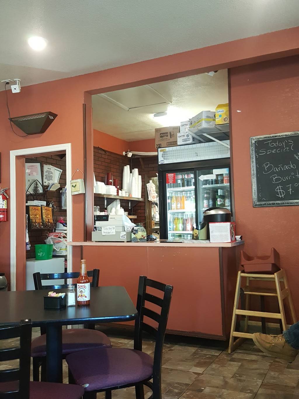 Los Gallos Taqueria | restaurant | 520 F St, Lincoln, CA 95648, USA | 9166459194 OR +1 916-645-9194