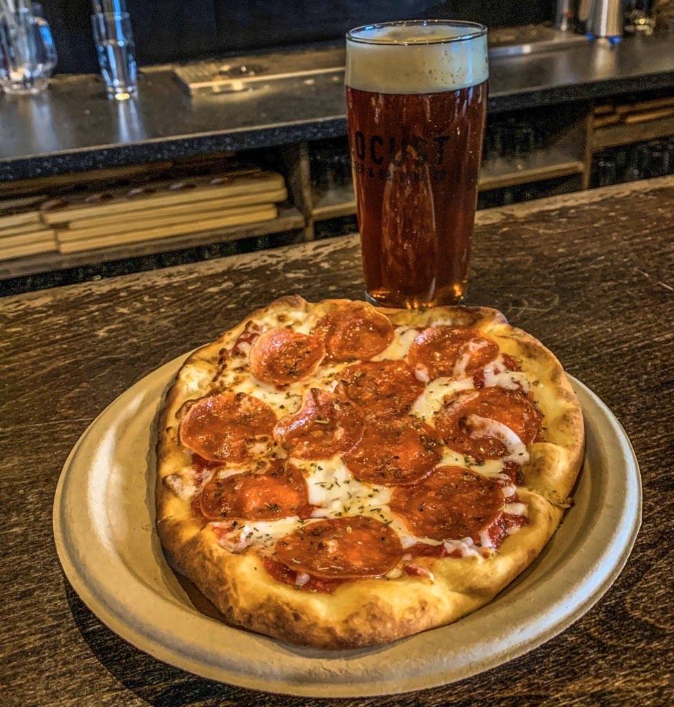 Locust Cider & Brewing Ballard | restaurant | 5309 22nd Ave NW ste d, Seattle, WA 98107, USA | 2064945968 OR +1 206-494-5968