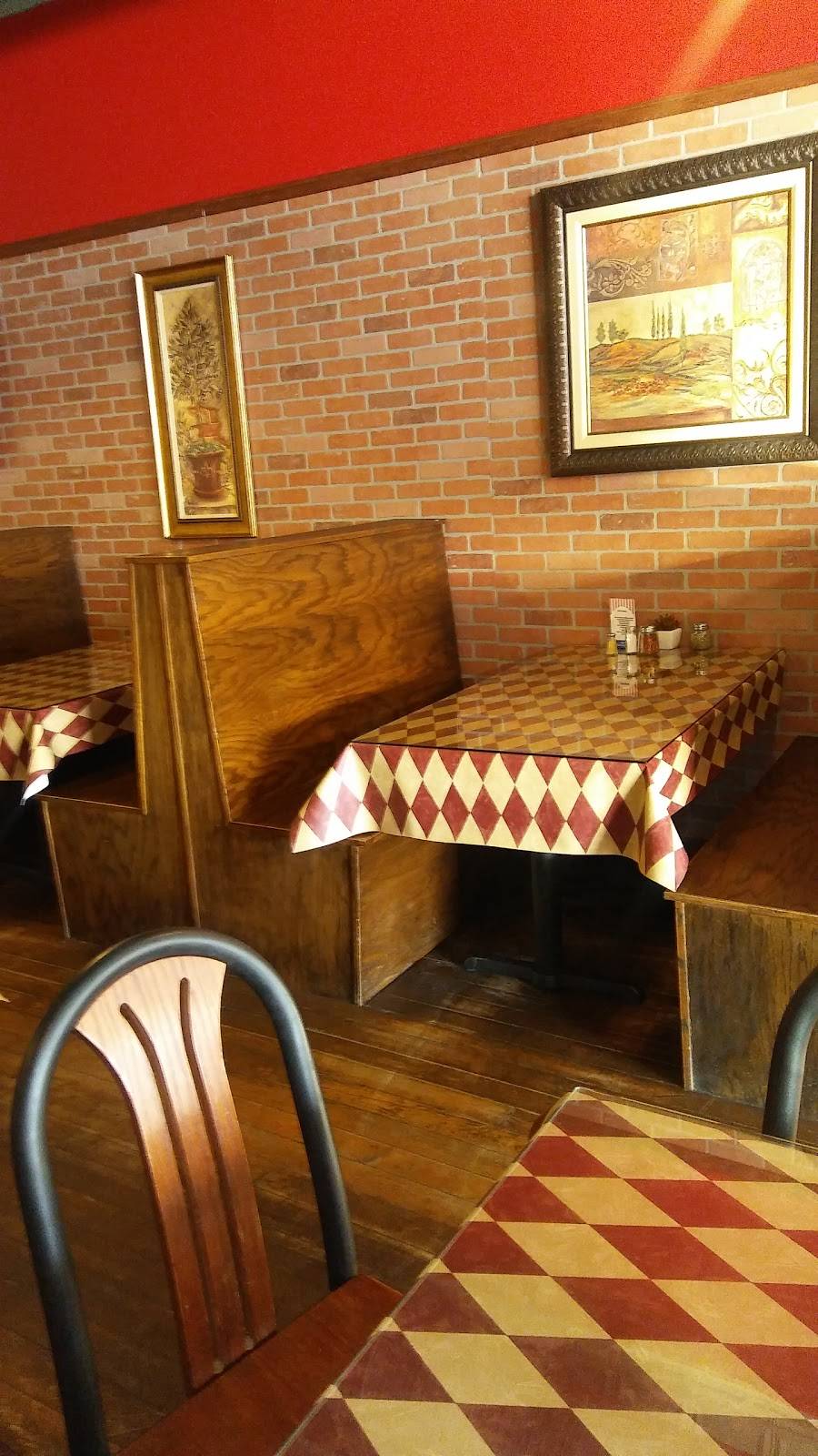 Pizza Forum | meal delivery | 215 Main St, Auburn, IN 46706, USA | 2609201111 OR +1 260-920-1111