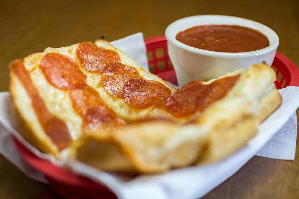 Roma West | restaurant | 5750 W 10th St, Greeley, CO 80634, USA | 9703536541 OR +1 970-353-6541