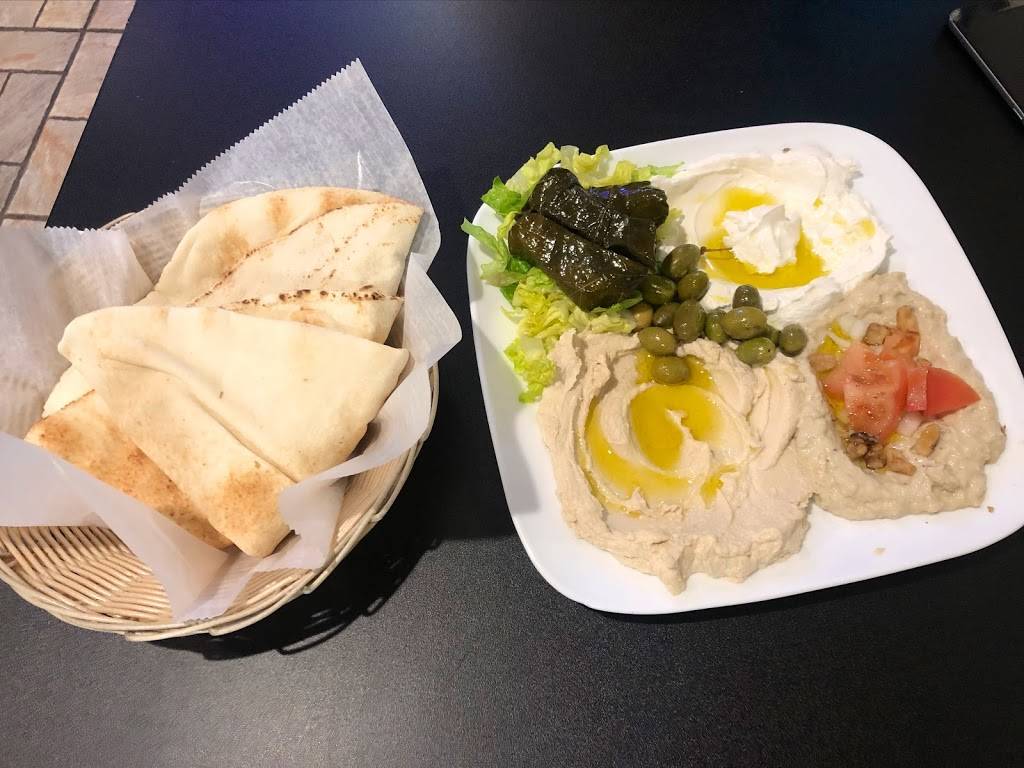 El Laham Restaurant | restaurant | 91 Rolfe Square, Cranston, RI 02910, USA | 4014673790 OR +1 401-467-3790