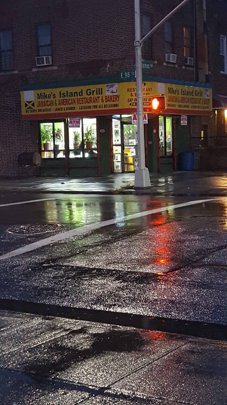 Mikes Island Grill | restaurant | 326 E 98th St, Brooklyn, NY 11212, USA | 7183463494 OR +1 718-346-3494