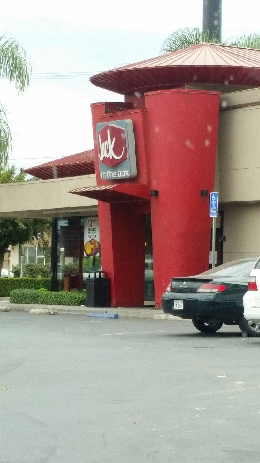 Jack in the Box | restaurant | 5642 30th St, Jurupa Valley, CA 92509, USA | 9513691348 OR +1 951-369-1348